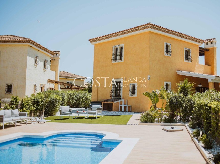 Nieuwbouw Woningen - Villa -
Cuevas Del Almanzora - Desert Spring Golf