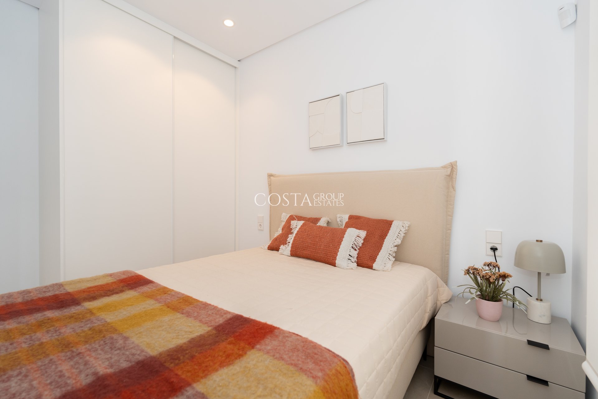 Nieuwbouw Woningen - Villa -
Elche