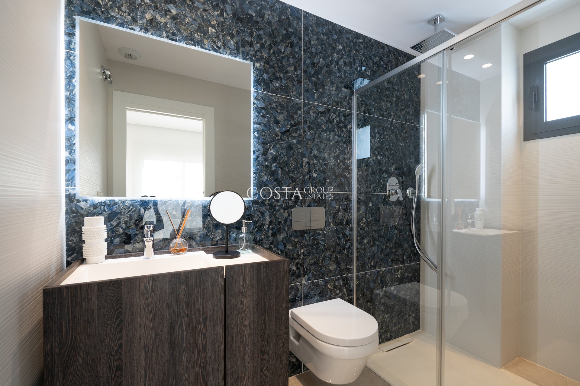 Nieuwbouw Woningen - Villa -
Elche