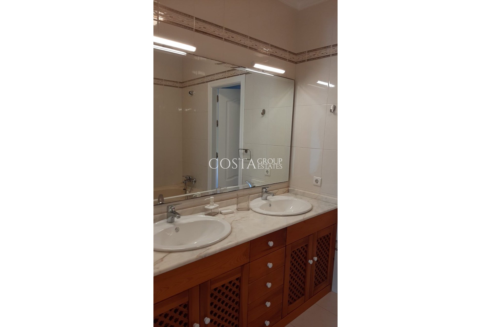 Nieuwbouw Woningen - Villa -
La Manga del Mar Menor - La Manga Del Mar Menor