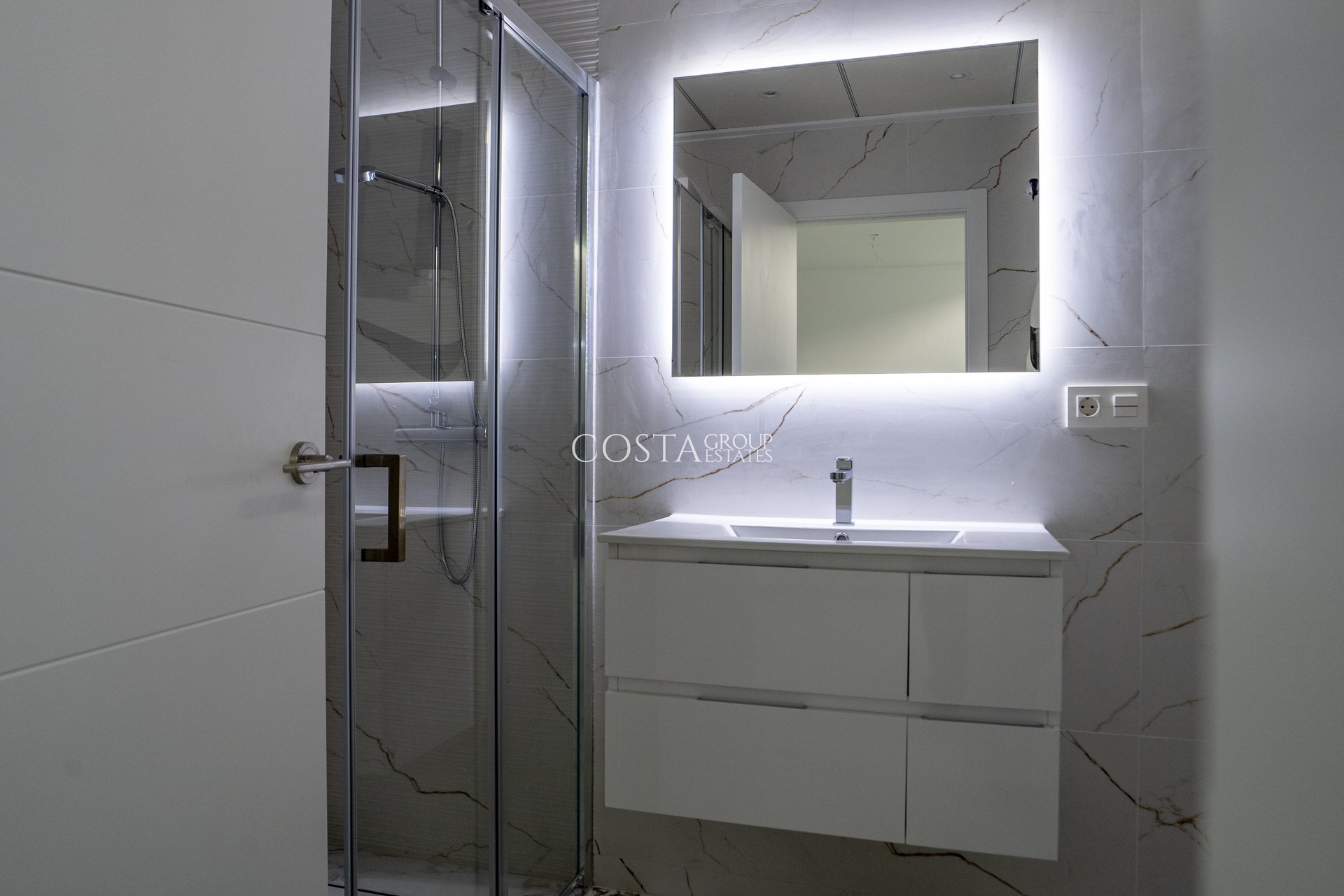 Nieuwbouw Woningen - Villa -
La Nucía