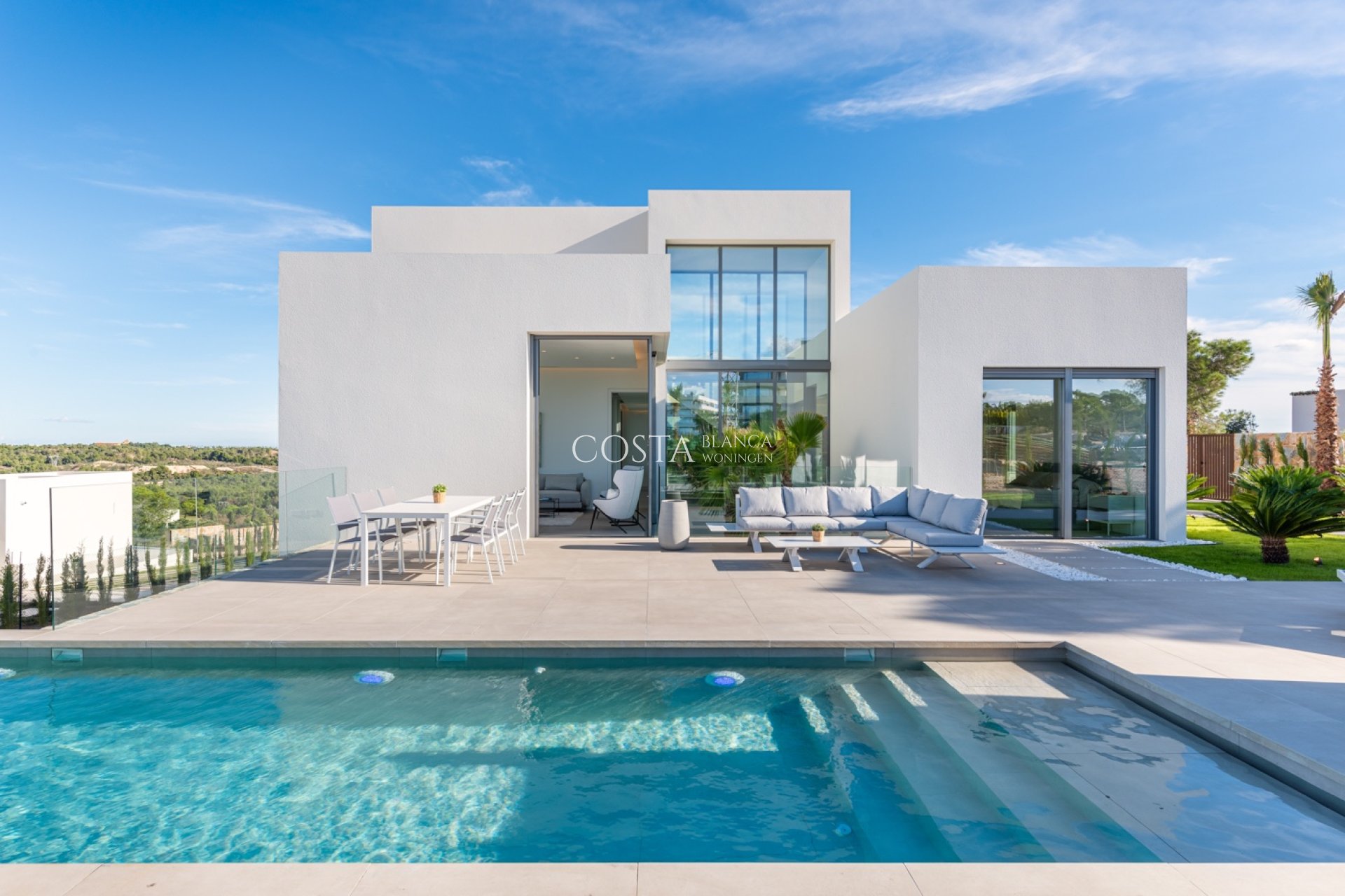 Nieuwbouw Woningen - Villa -
Las Colinas Golf and Country Club