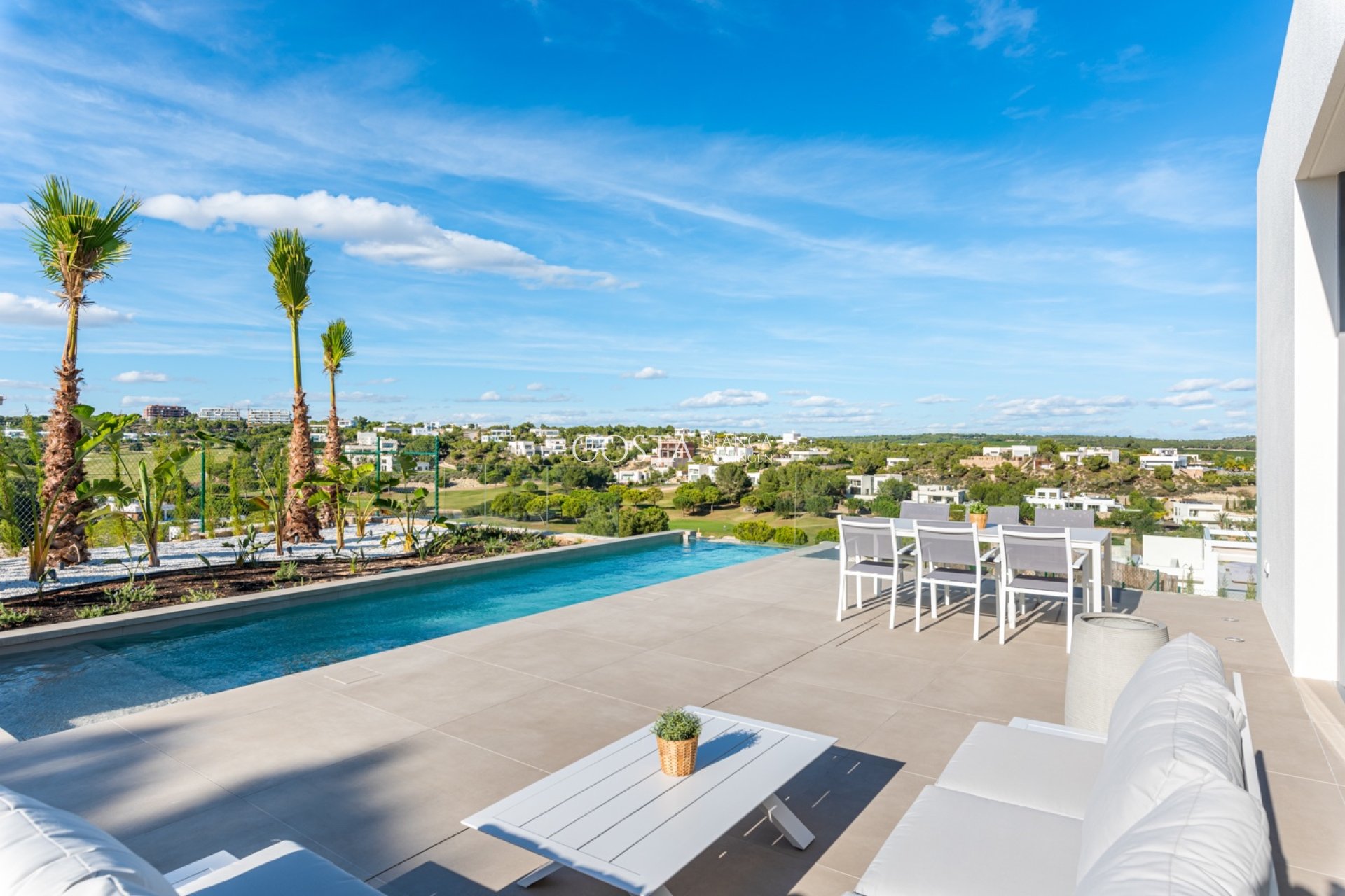 Nieuwbouw Woningen - Villa -
Las Colinas Golf and Country Club