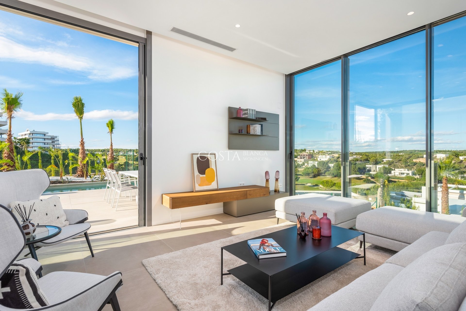 Nieuwbouw Woningen - Villa -
Las Colinas Golf and Country Club