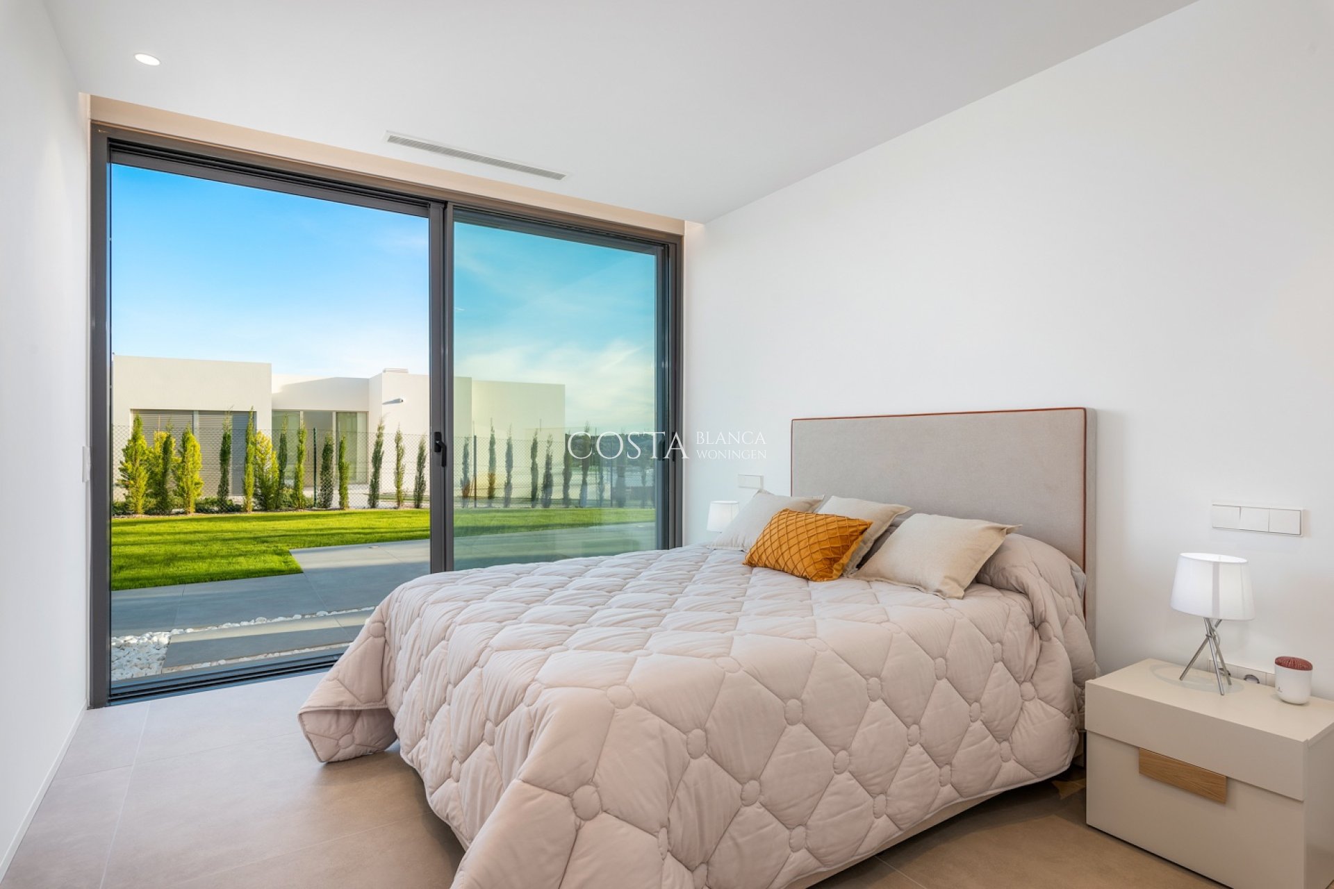 Nieuwbouw Woningen - Villa -
Las Colinas Golf and Country Club