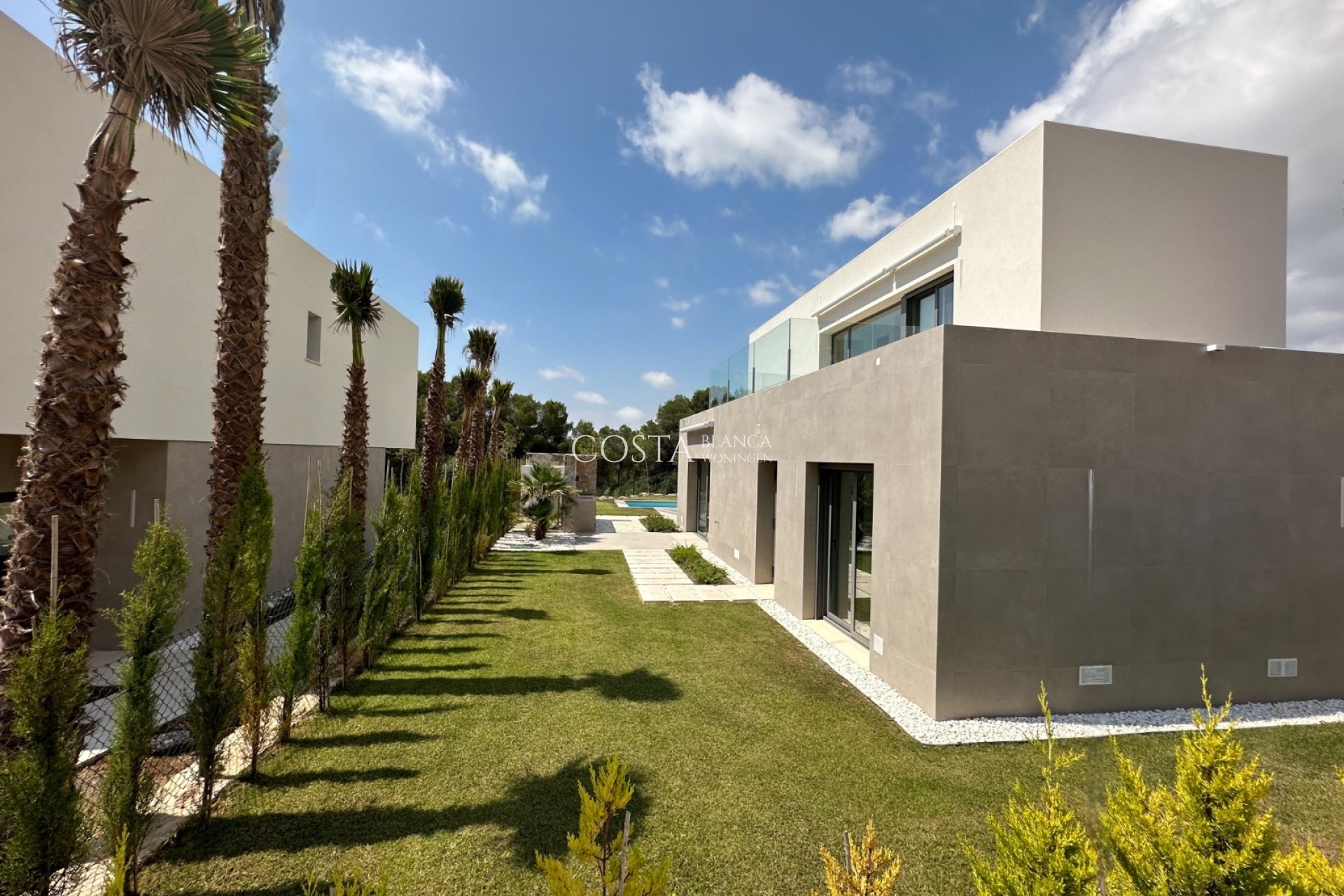 Nieuwbouw Woningen - Villa -
Las Colinas Golf and Country Club