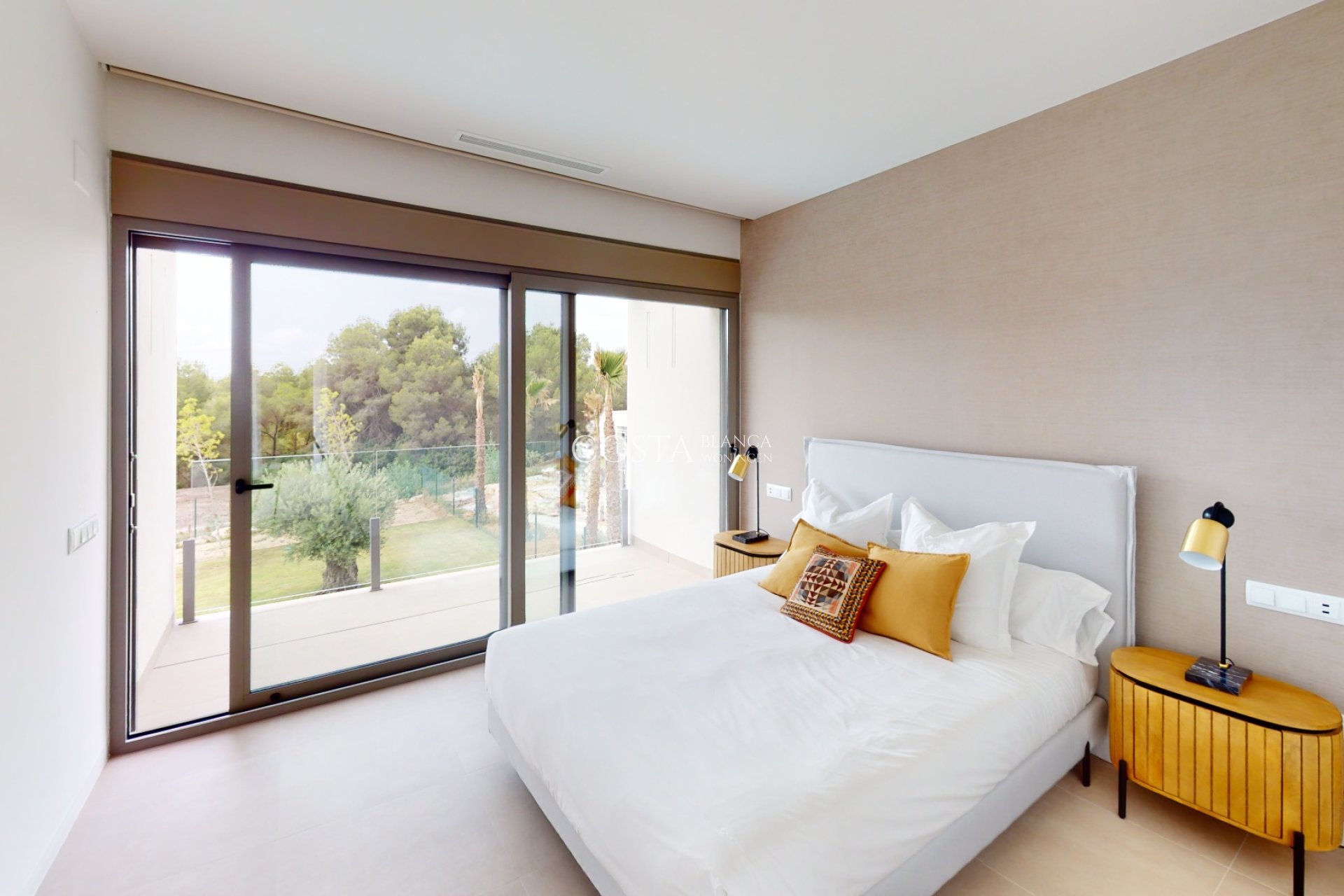 Nieuwbouw Woningen - Villa -
Las Colinas Golf and Country Club