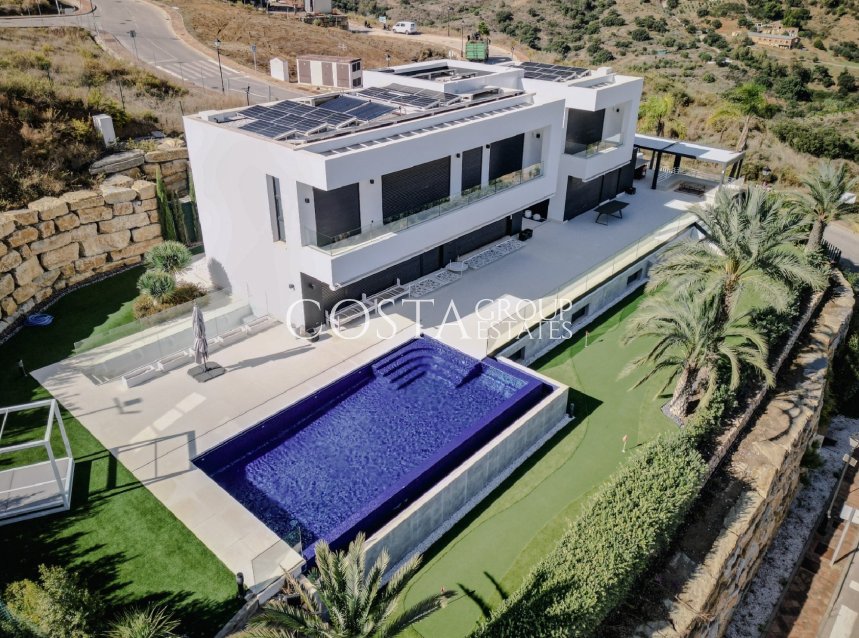 Nieuwbouw Woningen - Villa -
Mijas