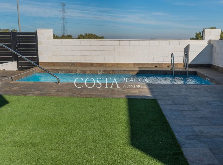 Nieuwbouw Woningen - Villa -
Orihuela Costa - PAU 8