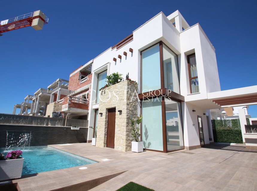 Nieuwbouw Woningen - Villa -
Playa Paraiso