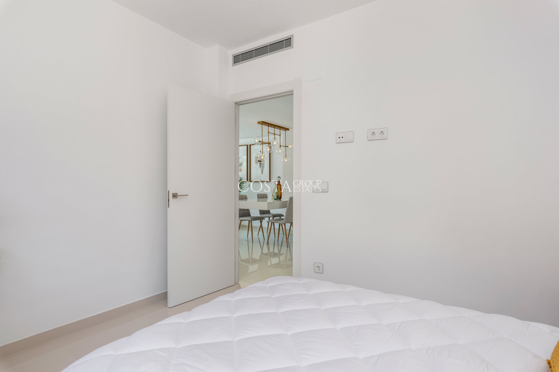 Nieuwbouw Woningen - Villa -
Playa Paraiso