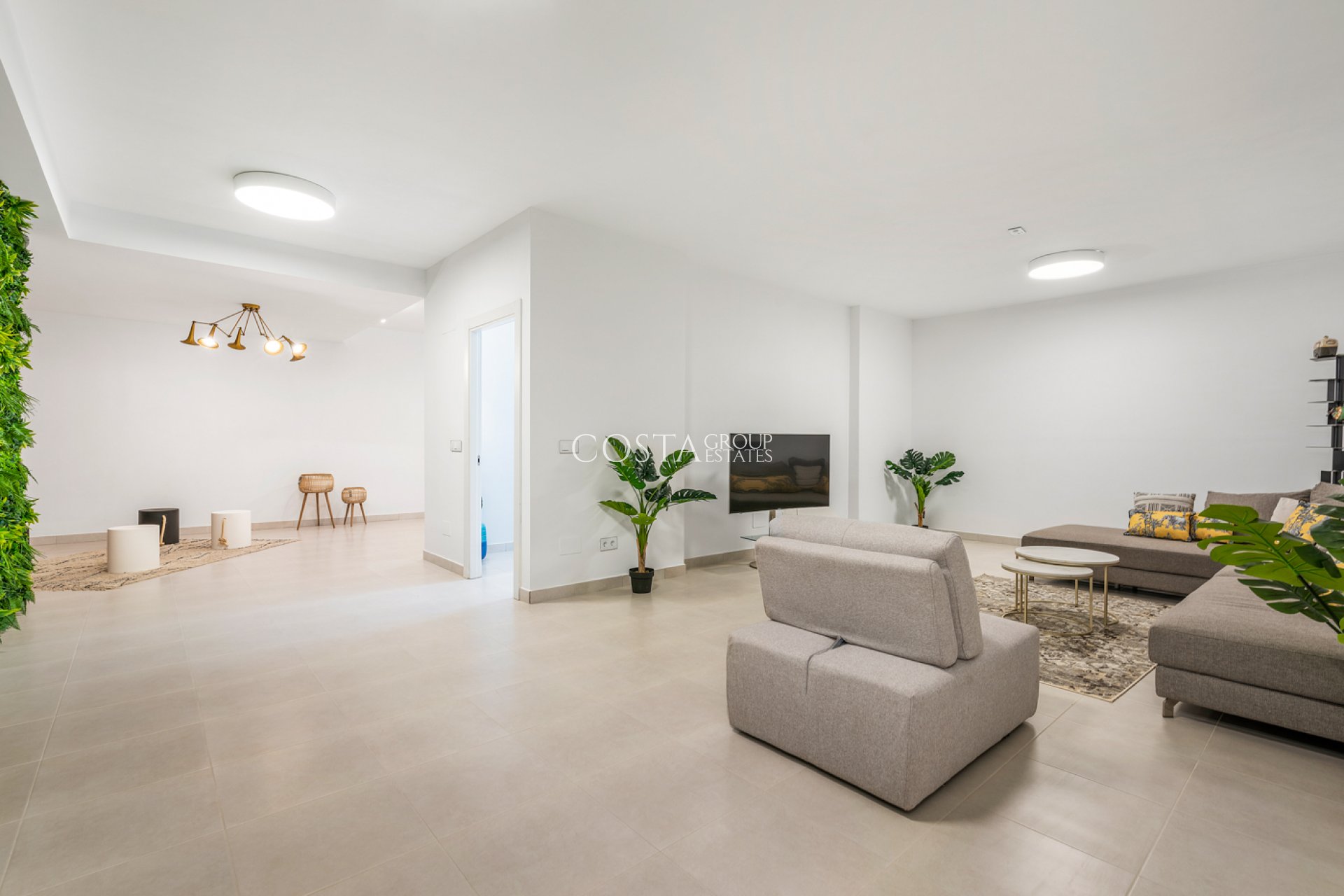 Nieuwbouw Woningen - Villa -
Playa Paraiso