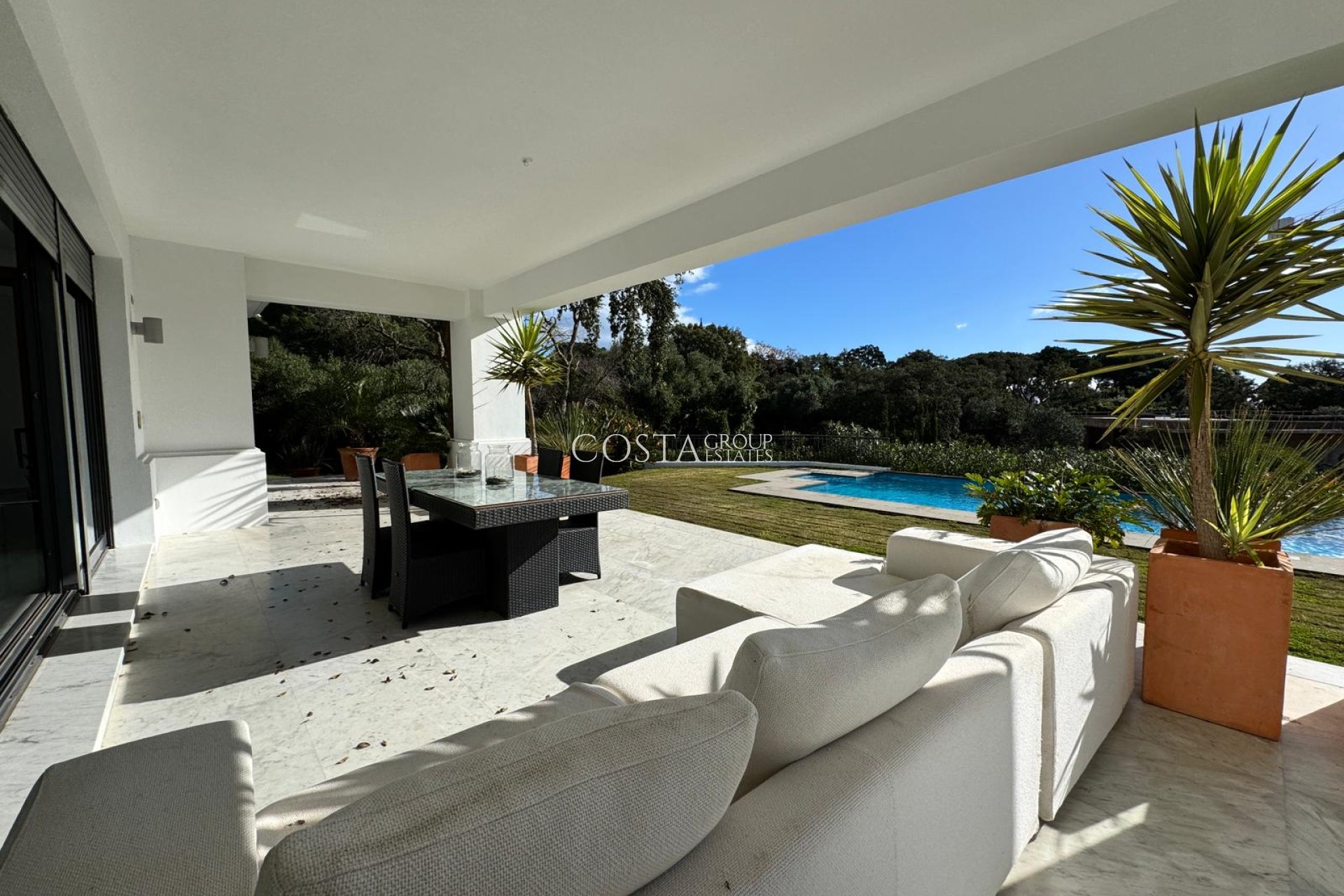 Nieuwbouw Woningen - Villa -
San Roque