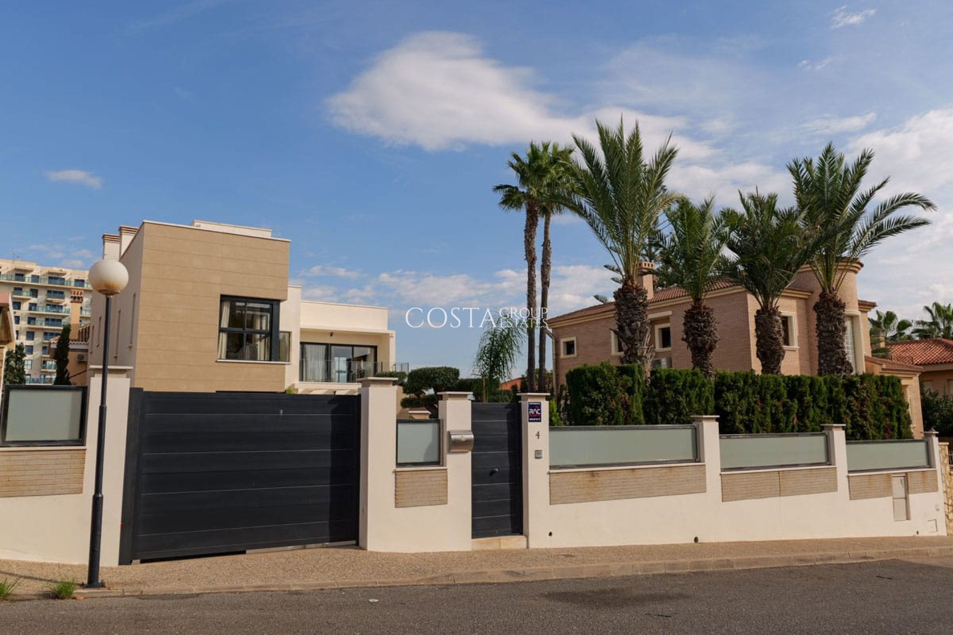 Nieuwbouw Woningen - Villa -
Torrevieja