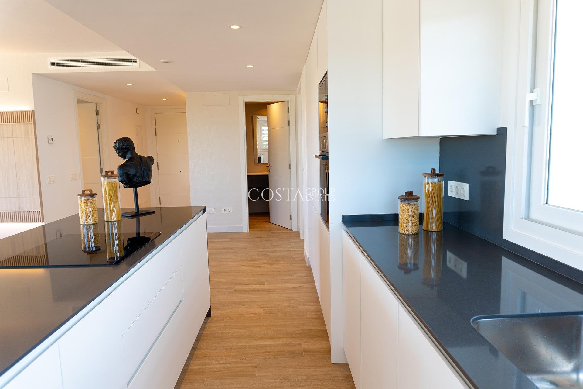 Nouvelle construction - Apartments -
Casares - Camarate