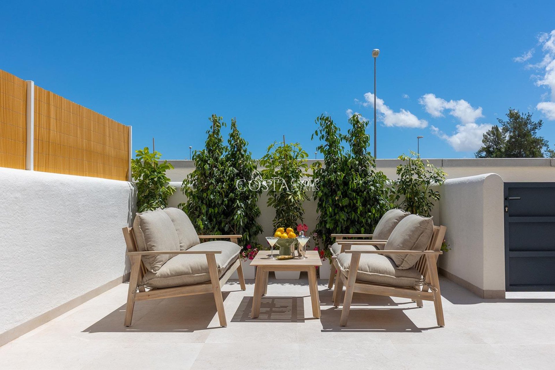 Nouvelle construction - Apartments -
Dolores - Sector 3