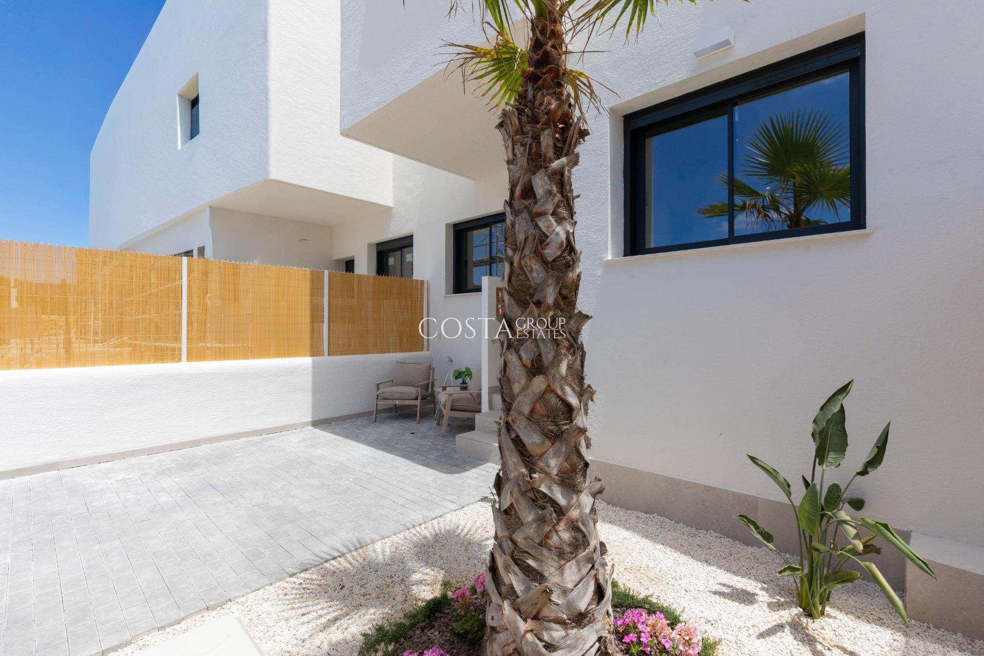 Nouvelle construction - Apartments -
Dolores - Sector 3