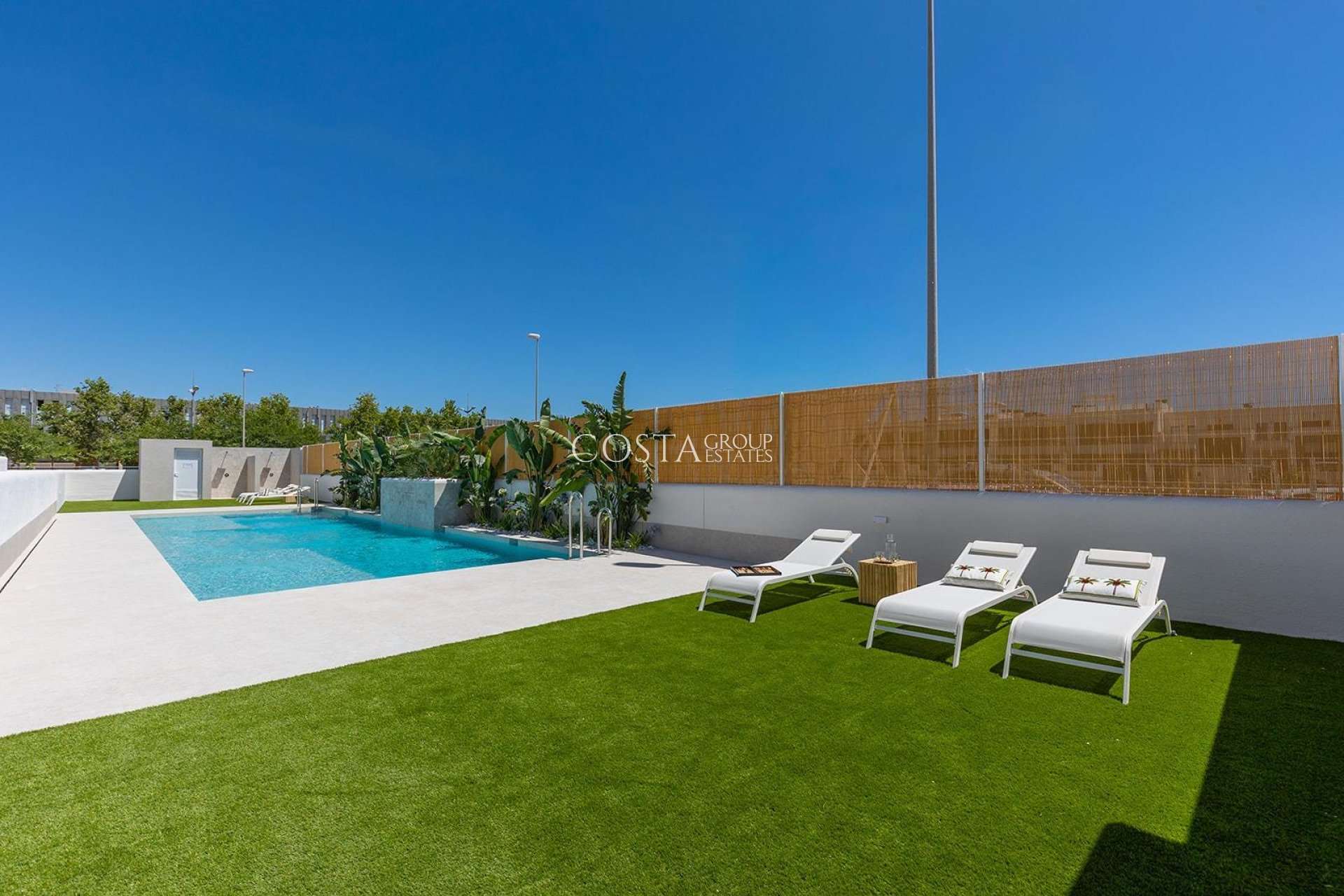 Nouvelle construction - Apartments -
Dolores - Sector 3