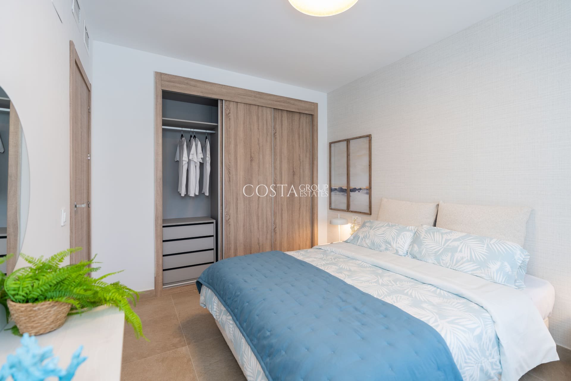 Nouvelle construction - Apartments -
Estepona
