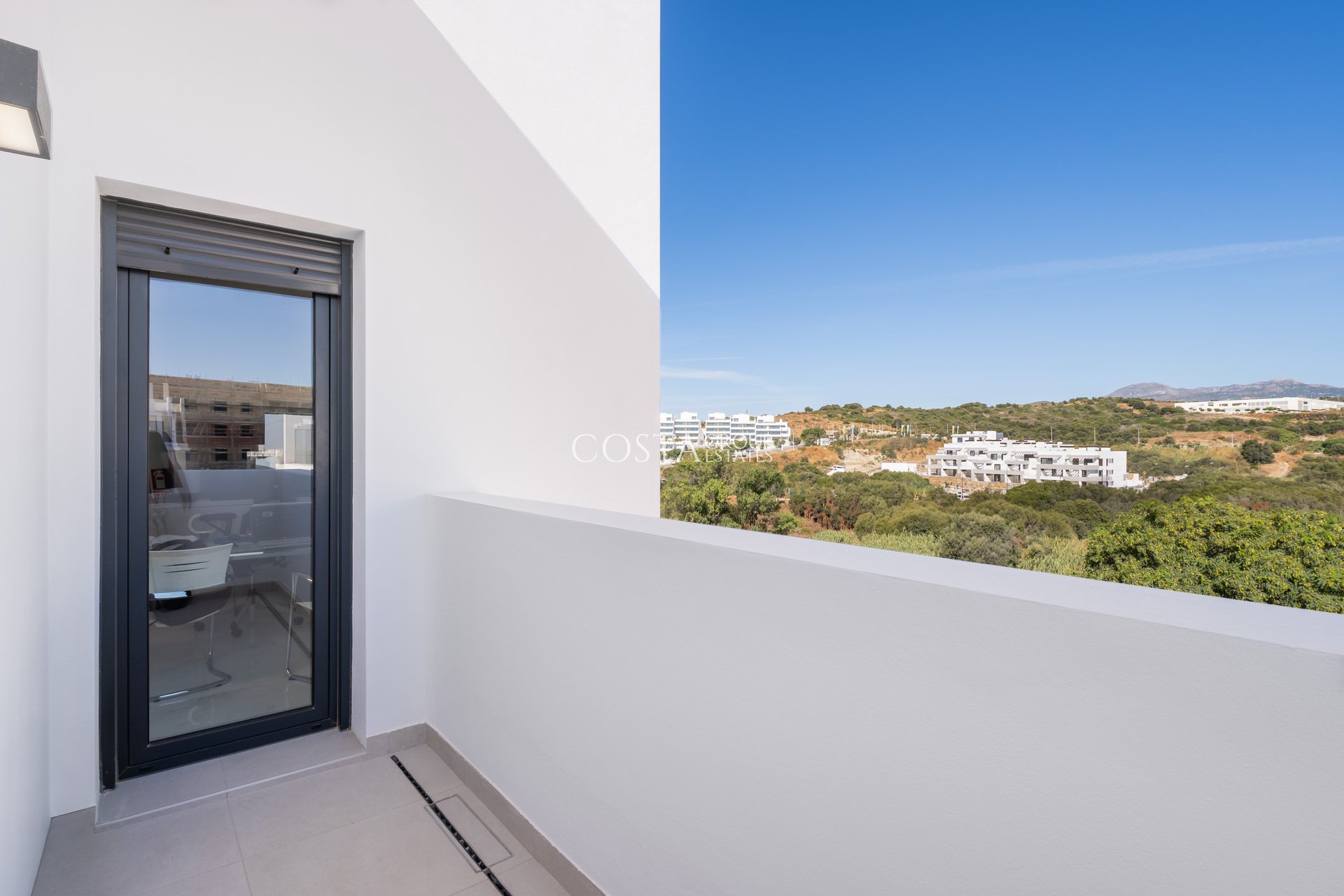 Nouvelle construction - Apartments -
Estepona