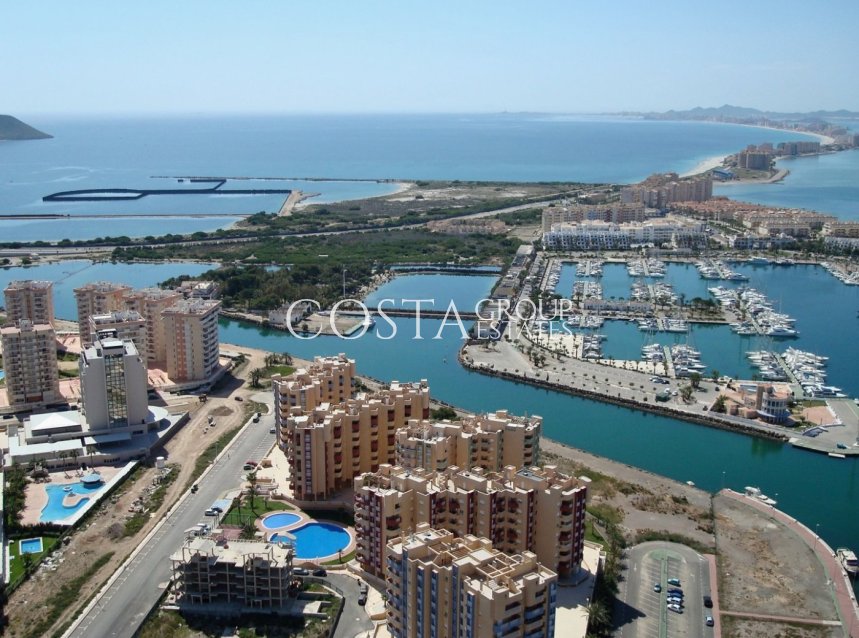 Nouvelle construction - Apartments -
La Manga del Mar Menor - La Manga