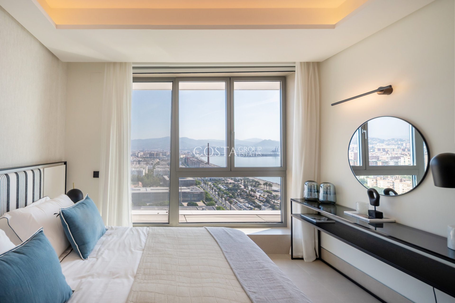 Nouvelle construction - Apartments -
Málaga