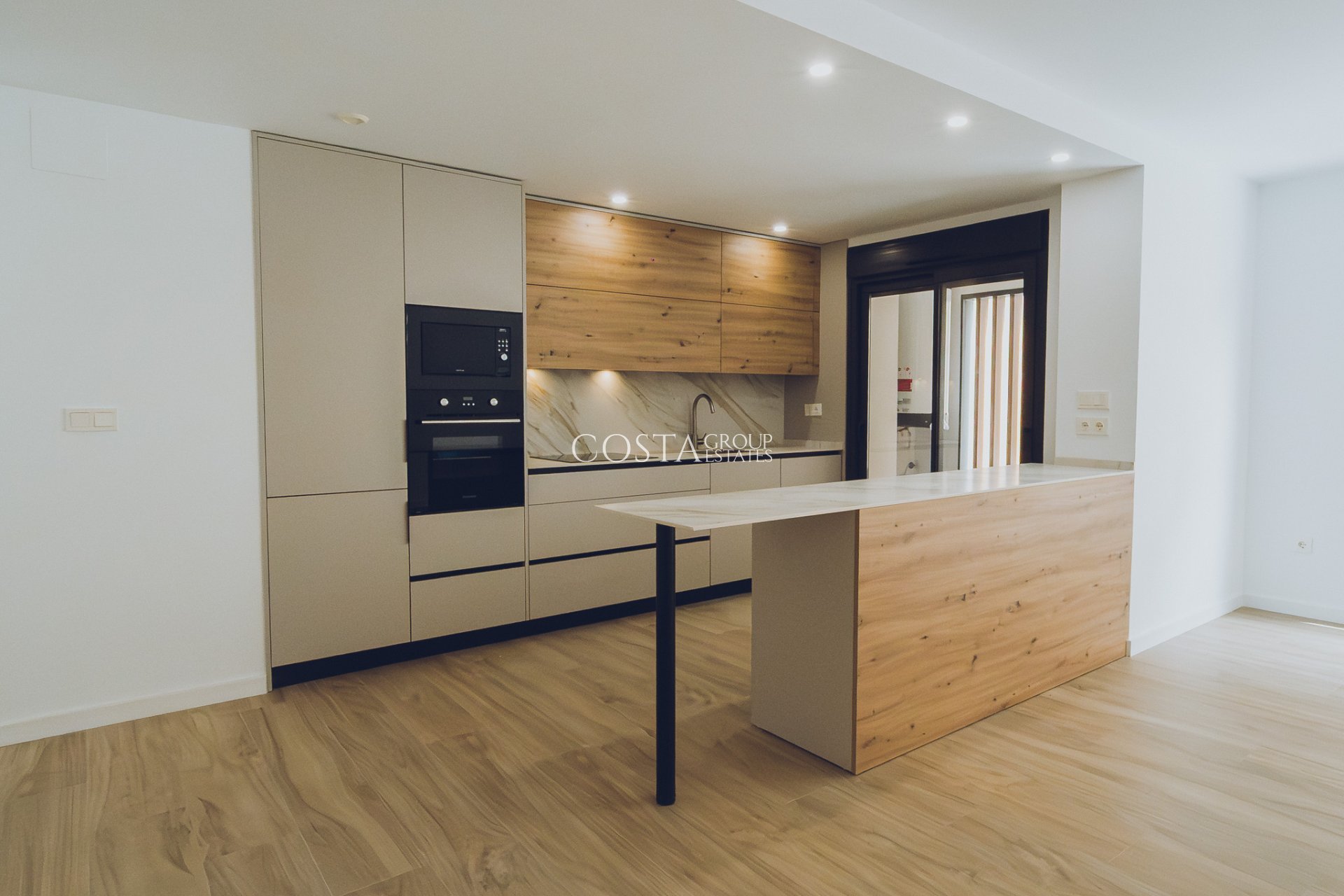 Nouvelle construction - Apartments -
Redován