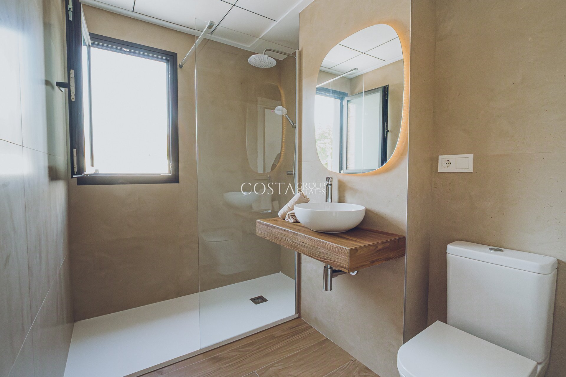 Nouvelle construction - Apartments -
Redován