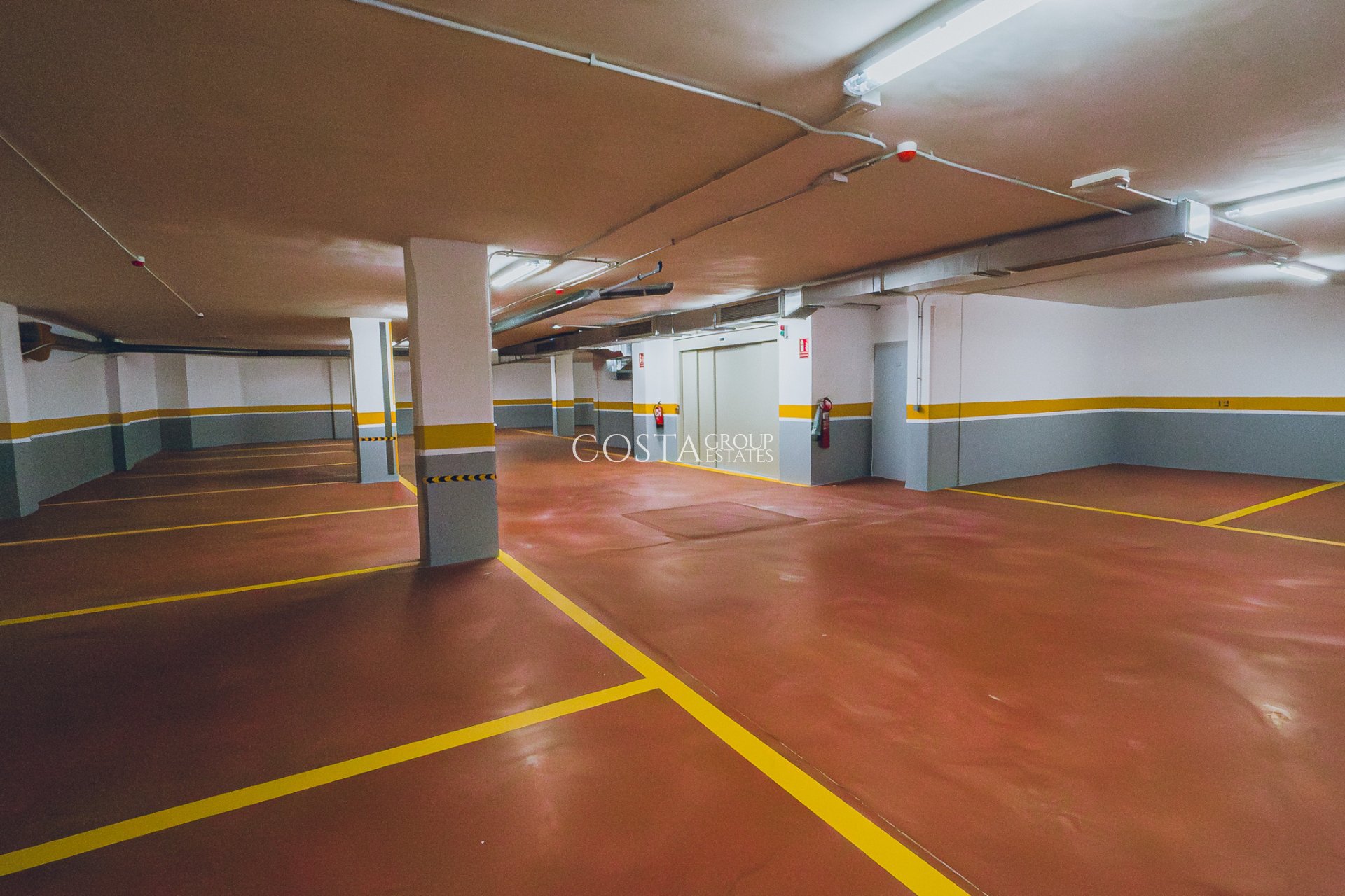 Nouvelle construction - Apartments -
Redován