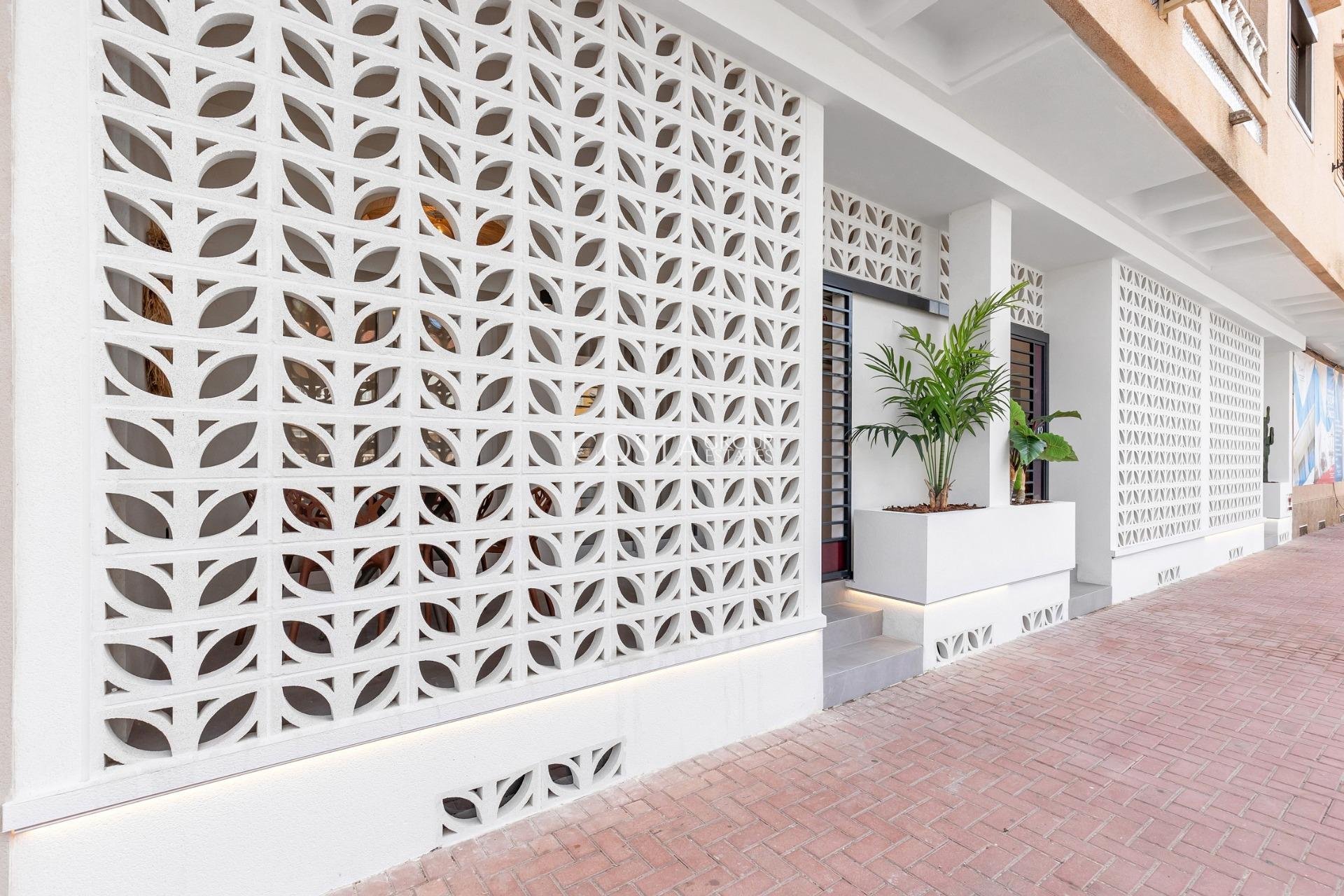 Nouvelle construction - Apartments -
Torrevieja - Playa Los Naufragos