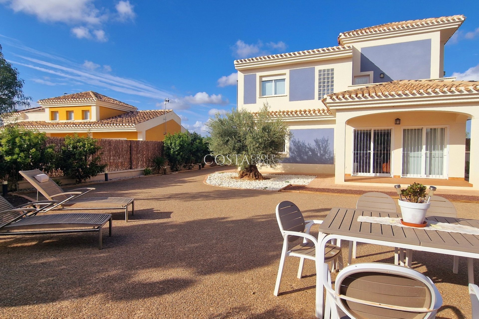 Nouvelle construction - detached -
Purias