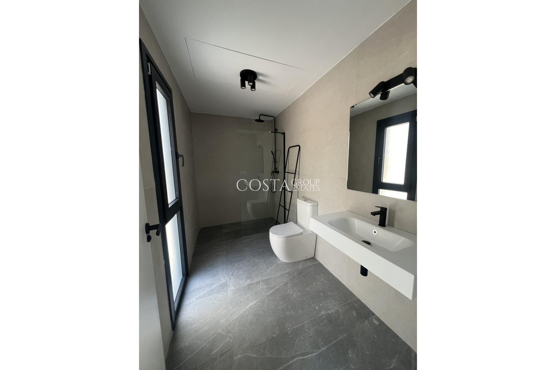 Nouvelle construction - Maison -
Polop - PAU1