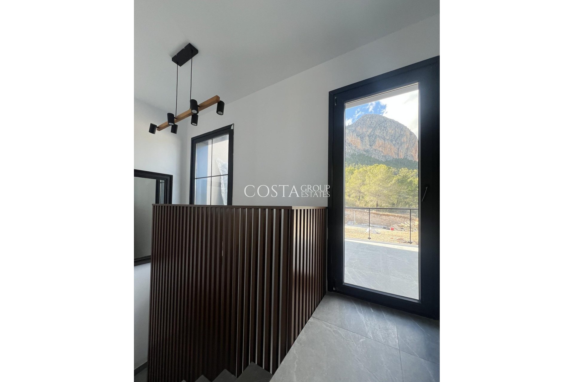 Nouvelle construction - Maison -
Polop - PAU1