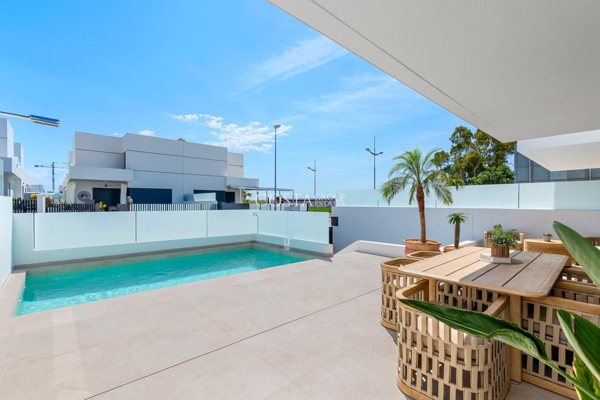 Nouvelle construction - Semidetached -
Dolores - Sector 3