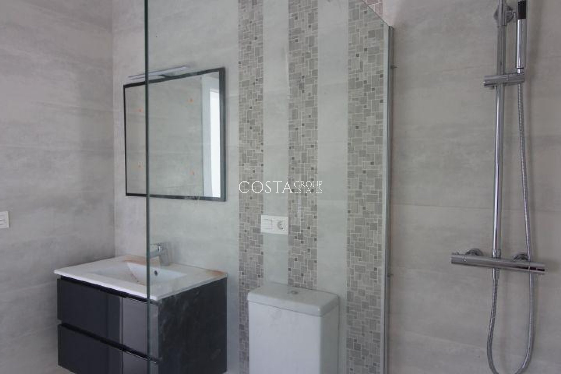 Nouvelle construction - Villa -
Aspe