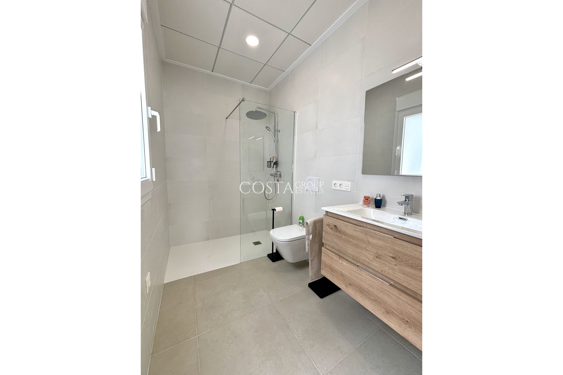 Nouvelle construction - Villa -
Benijofar