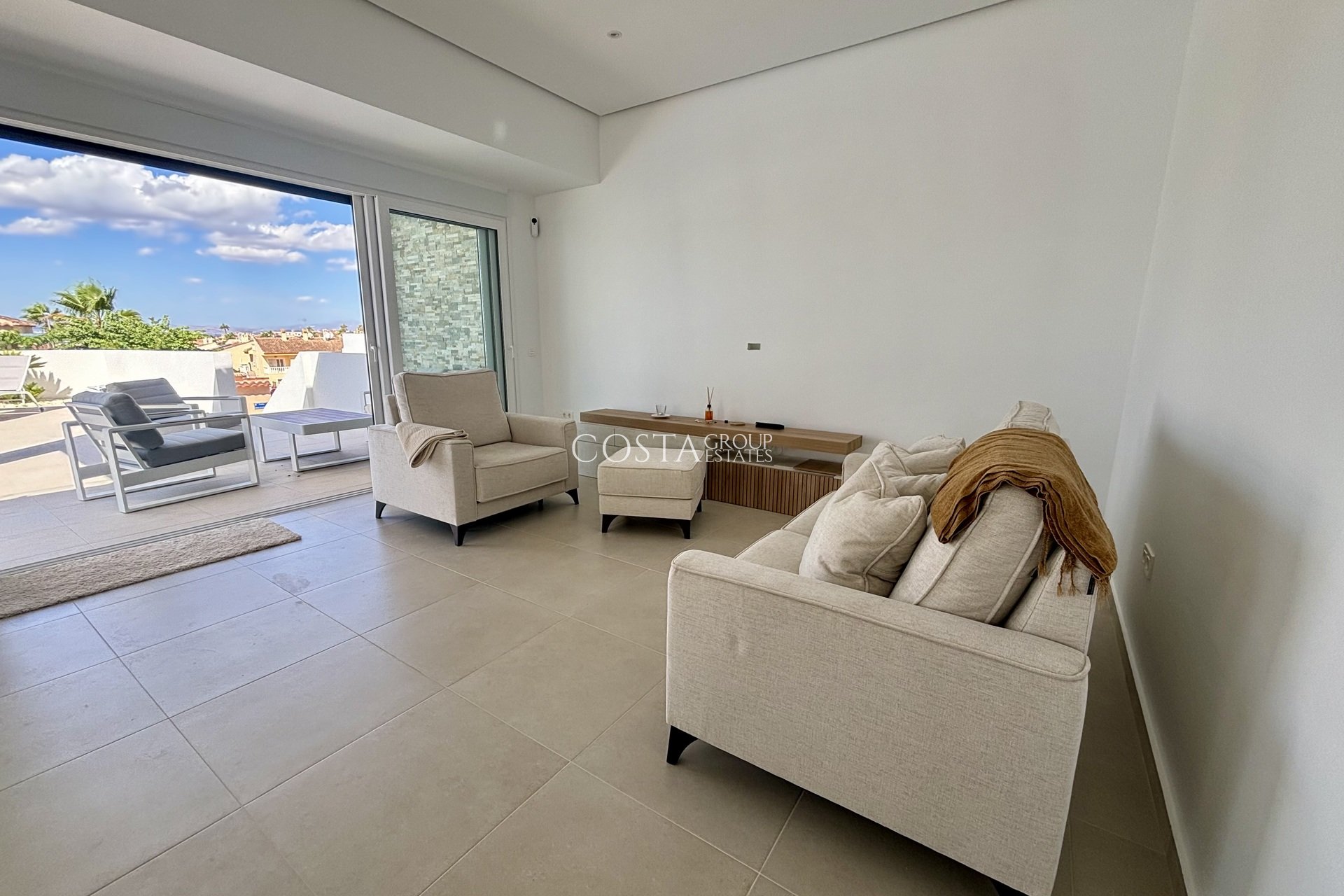 Nouvelle construction - Villa -
Benijofar