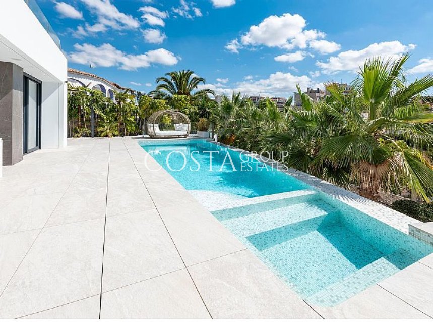 Nouvelle construction - Villa -
Calpe