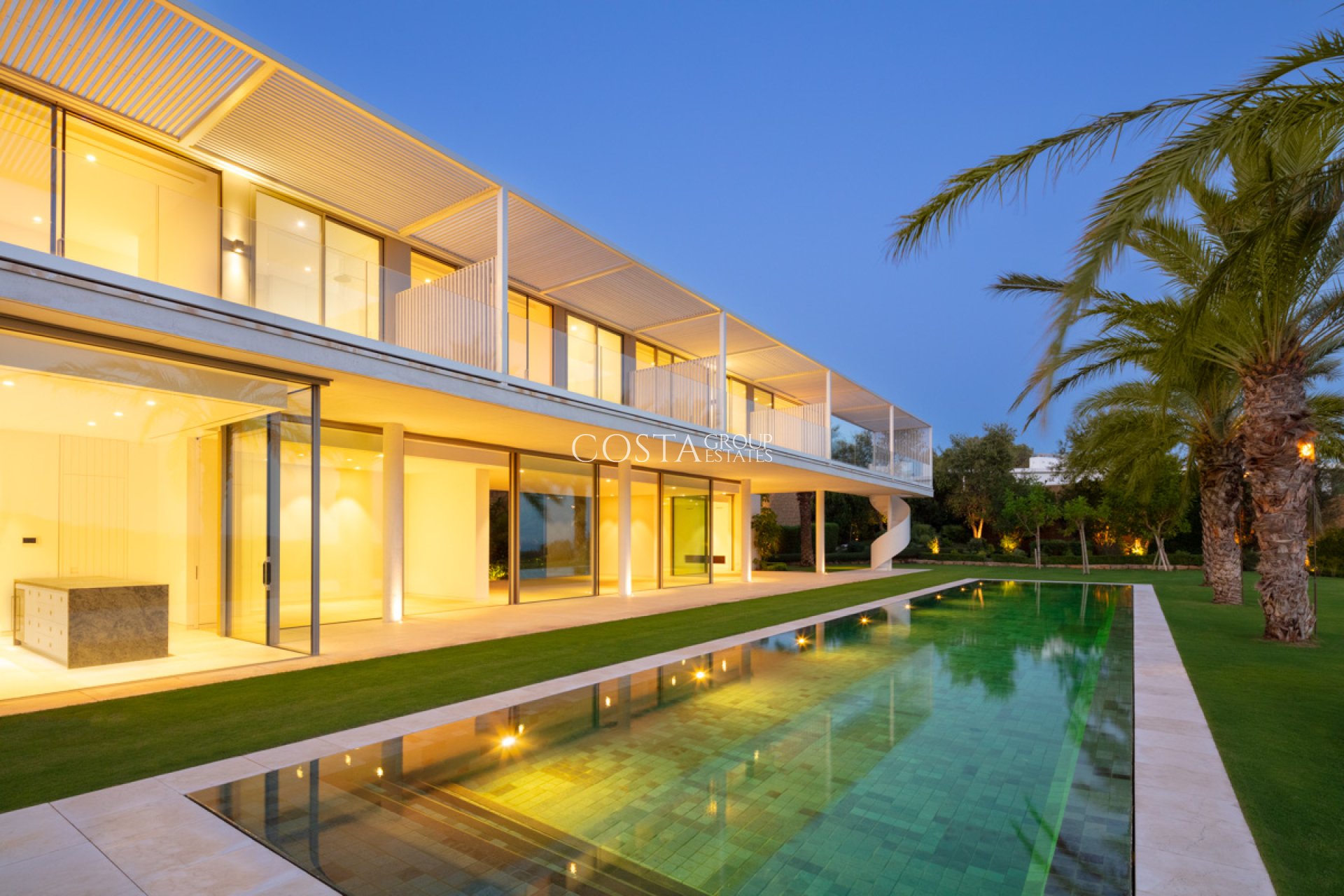 Nouvelle construction - Villa -
Casares