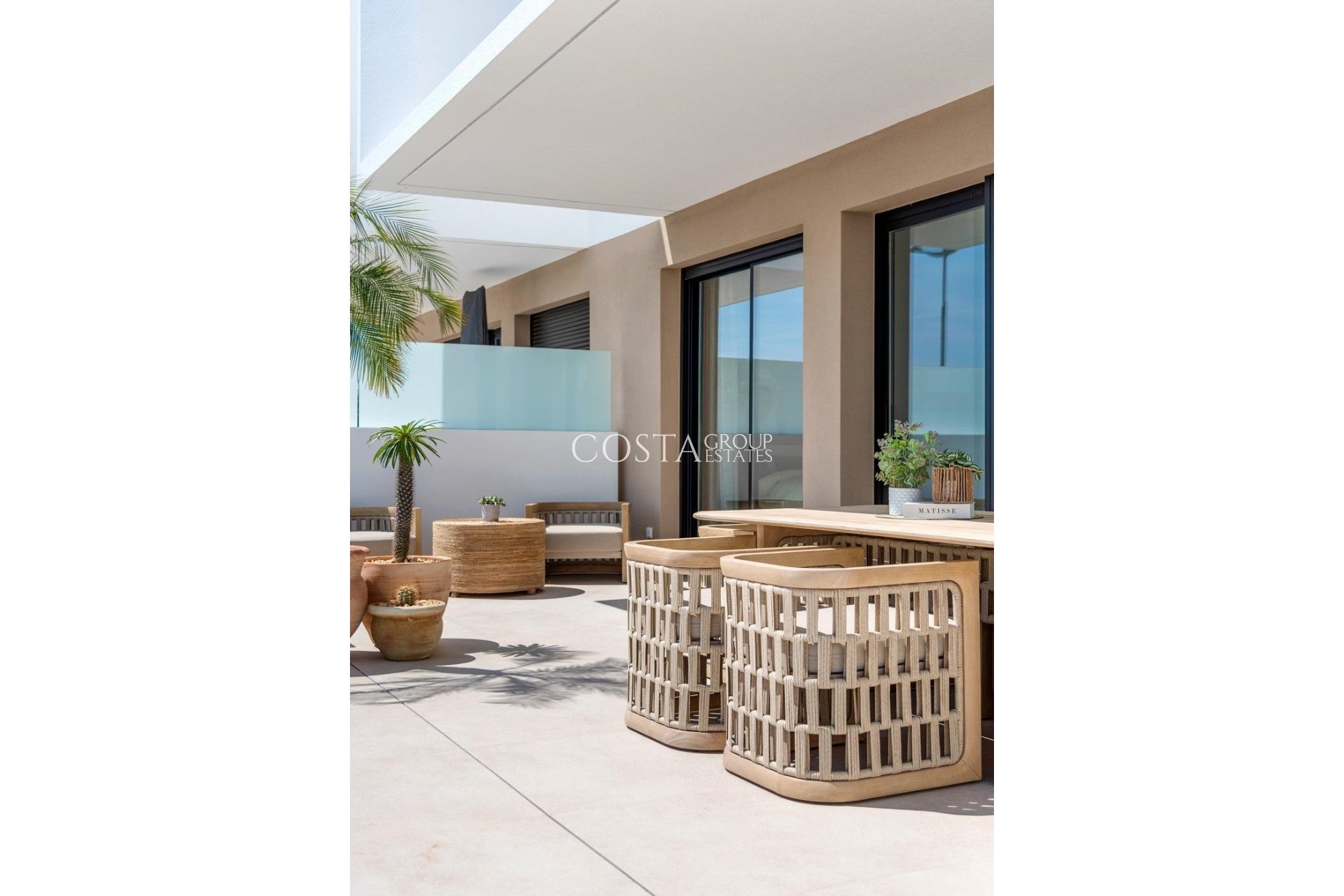 Nouvelle construction - Villa -
Dolores - Sector 3