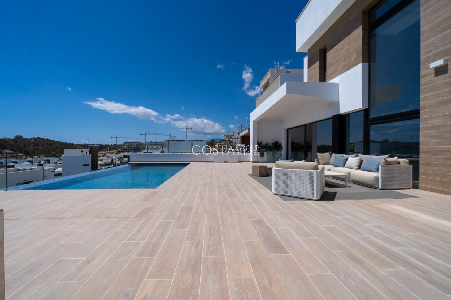 Nouvelle construction - Villa -
Finestrat