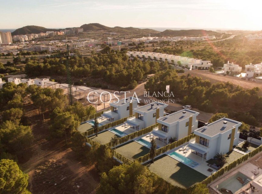 Nouvelle construction - Villa -
Finestrat