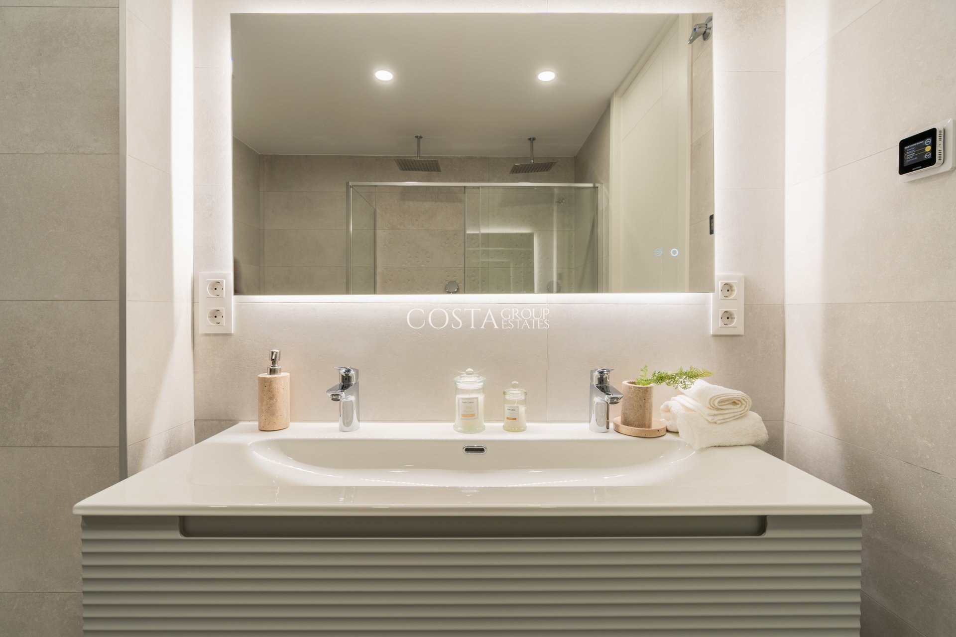 Nouvelle construction - Villa -
La Nucía