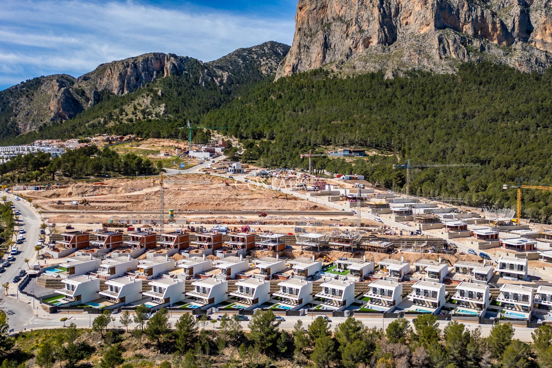 Nouvelle construction - Villa -
Polop