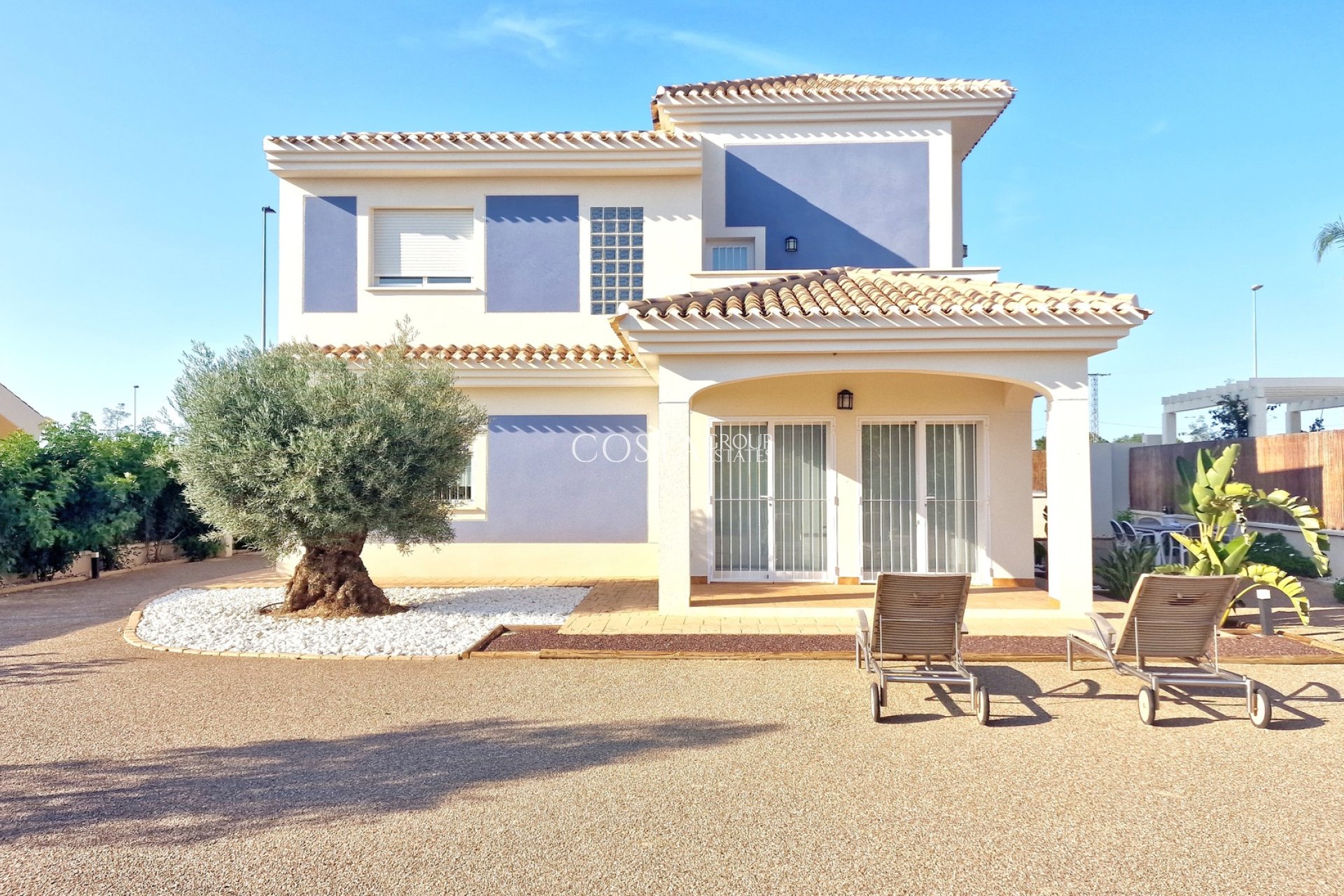 Nouvelle construction - Villa -
Purias