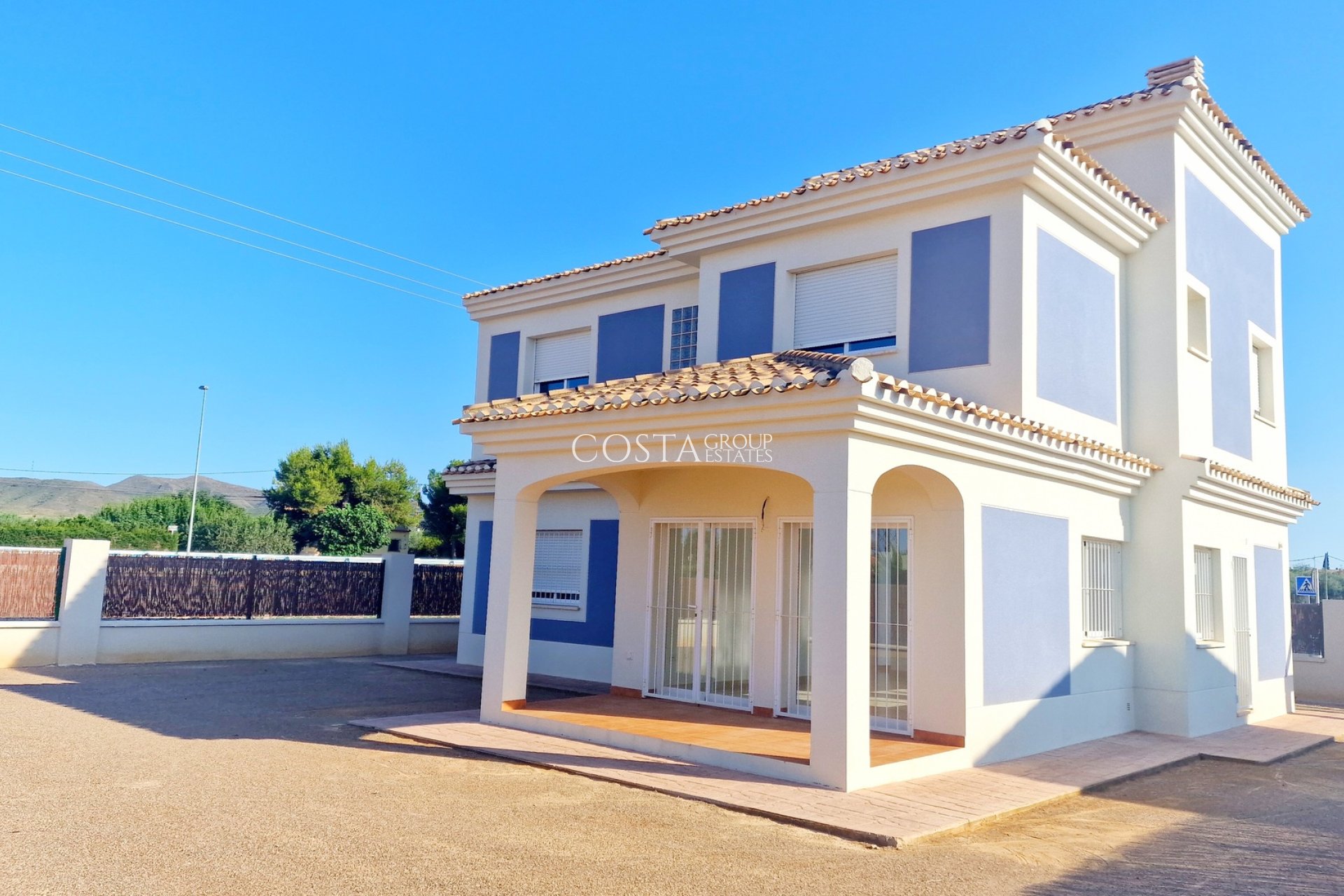 Nouvelle construction - Villa -
Purias