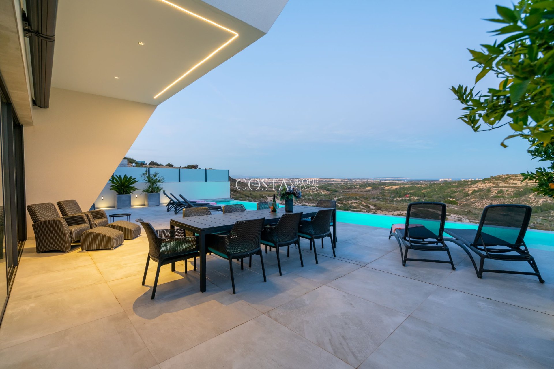 Nouvelle construction - Villa -
Rojales