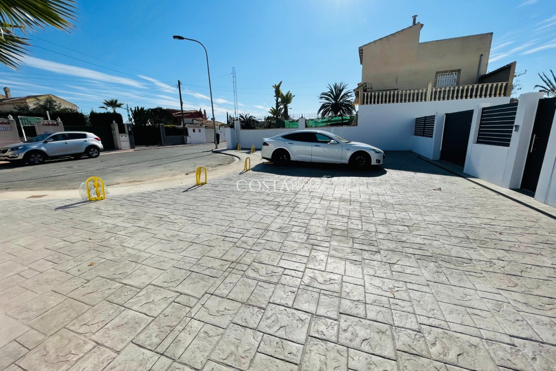 Nouvelle construction - Villa -
Torrevieja