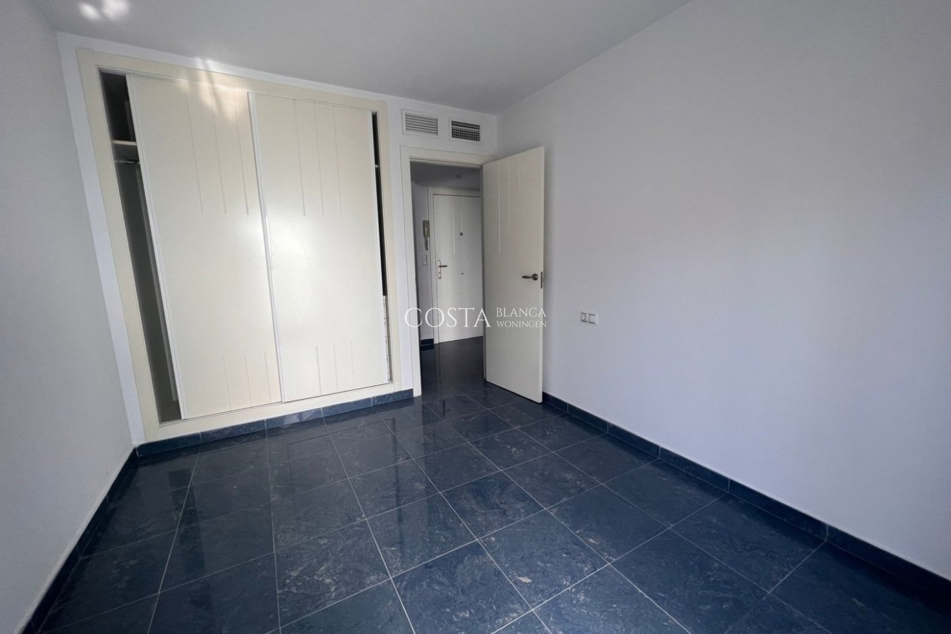 Nowy budynek - Apartament -
Calpe