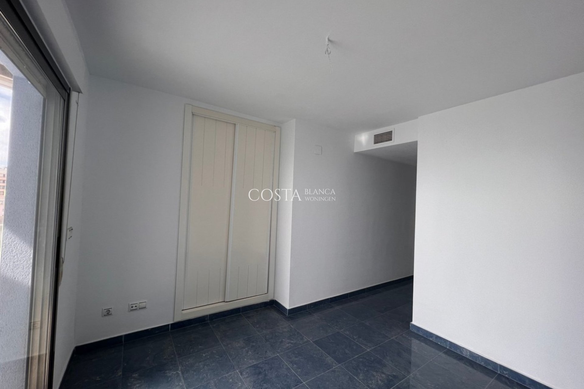 Nowy budynek - Apartament -
Calpe